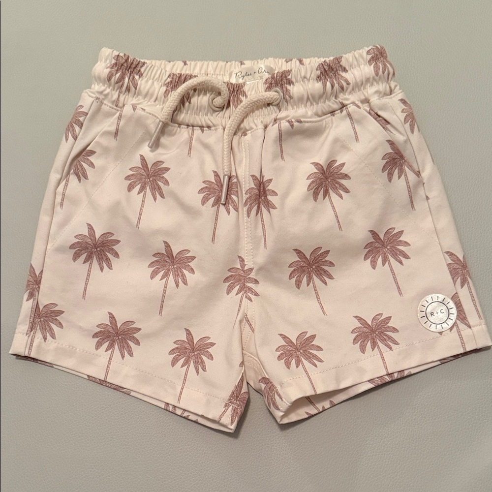 Rylee + Cru Beige Leaf Print Shorts